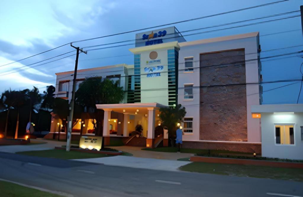 Hotel Star 39 Хошимин Екстериор снимка